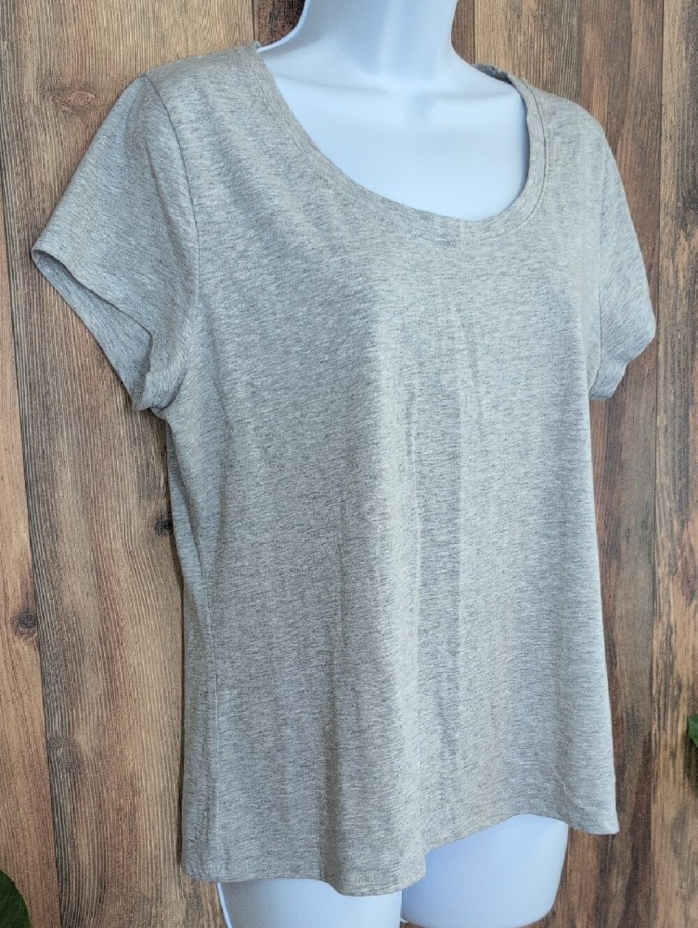 No Boundaries Scoop Neck Short Sleeve Top XL        T181